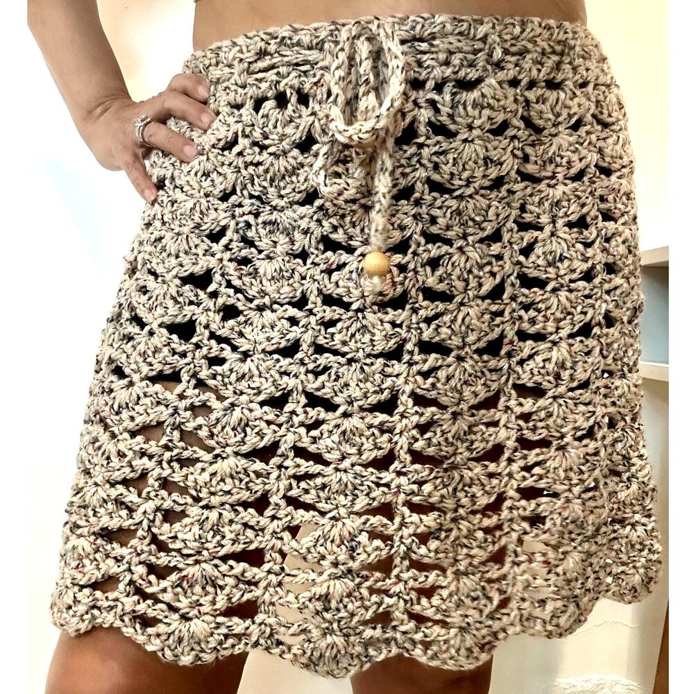 Hand made crochet knitted multicolor mini skirt scalloped hem & drawstring